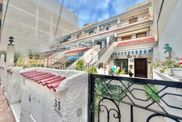 Tweedehands - Appartement / flat -
Torrevieja - Playa de los Locos