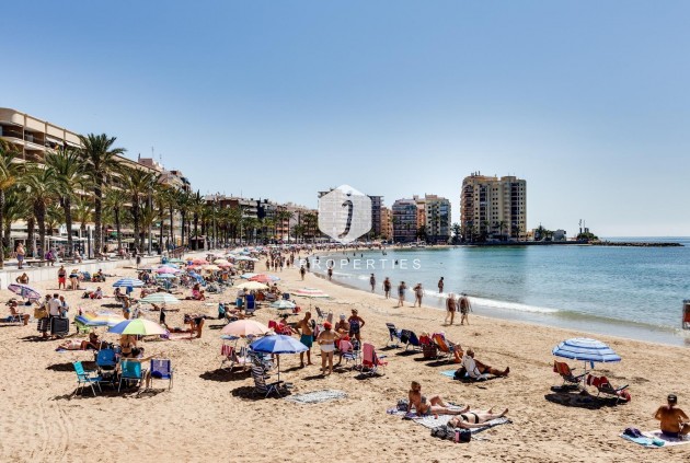 Tweedehands - Appartement / flat -
Torrevieja - Playa de los Locos