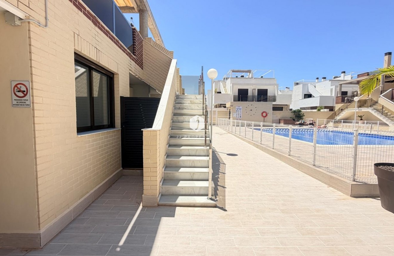 Tweedehands - Appartement / flat -
Orihuela Costa - Costa Blanca