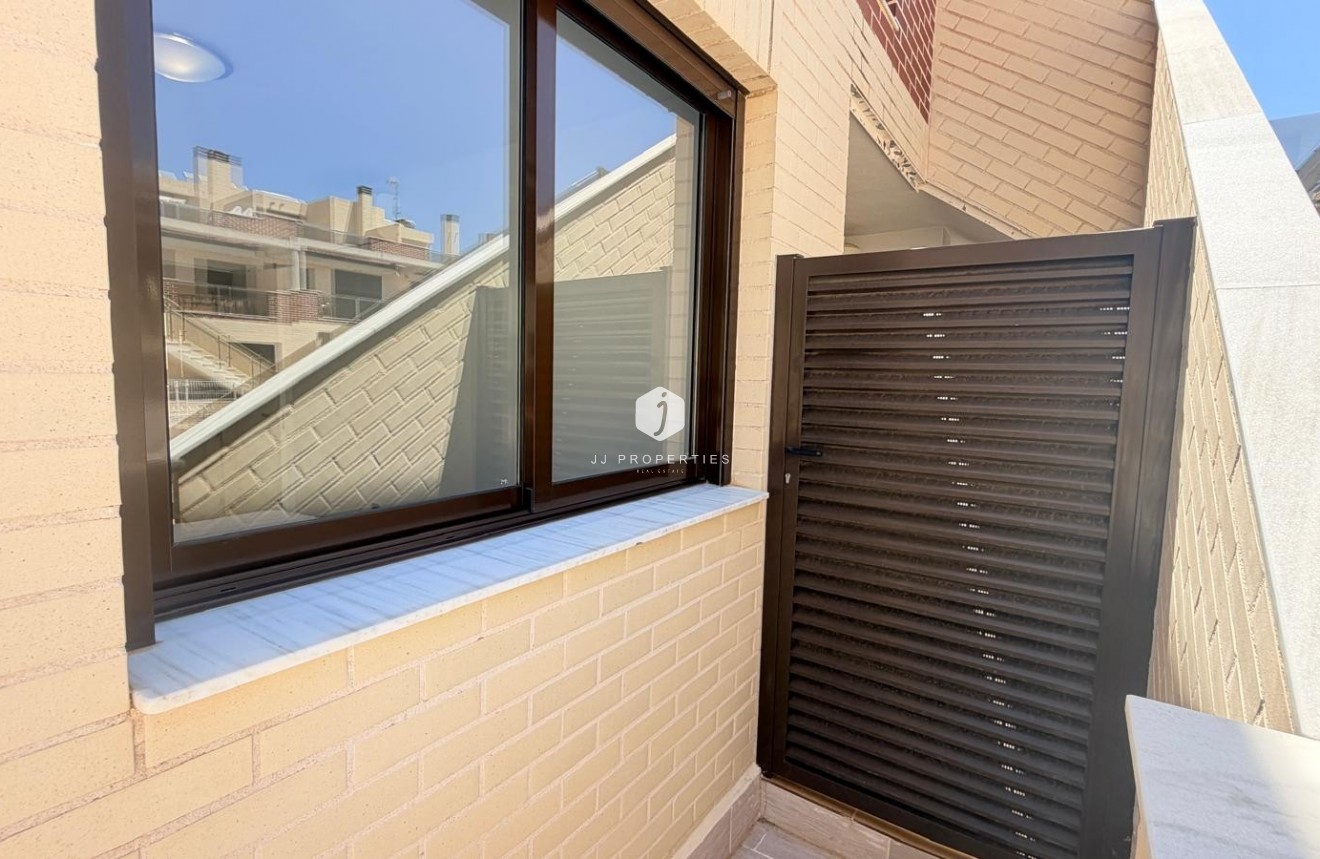 Tweedehands - Appartement / flat -
Orihuela Costa - Costa Blanca