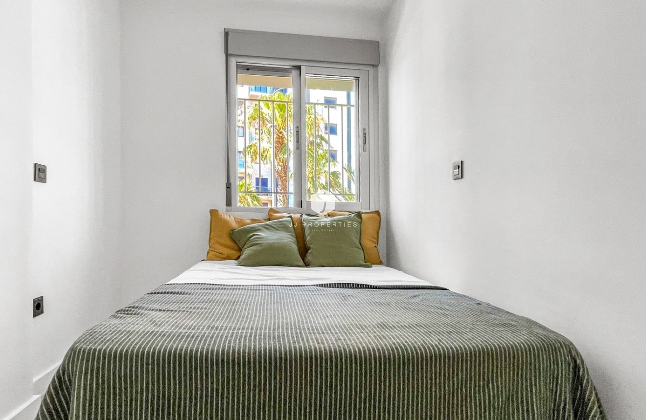Tweedehands - Appartement / flat -
Orihuela Costa - Costa Blanca