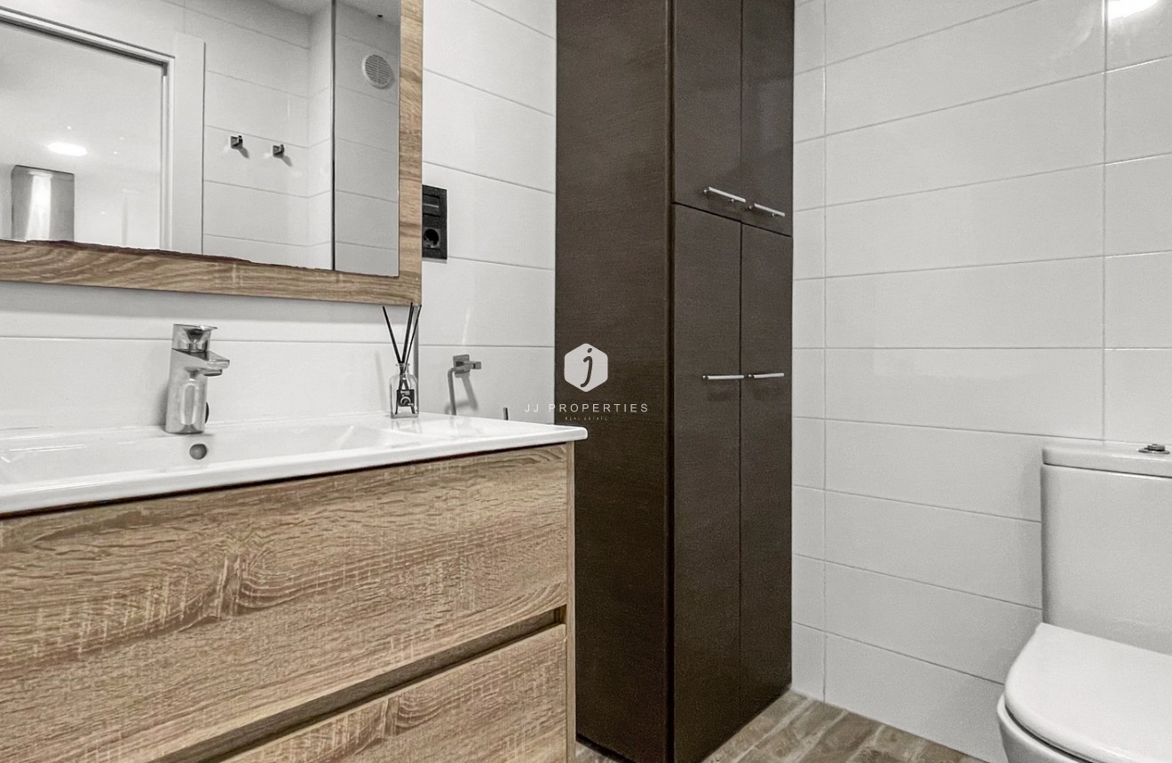 Tweedehands - Appartement / flat -
Orihuela Costa - Costa Blanca