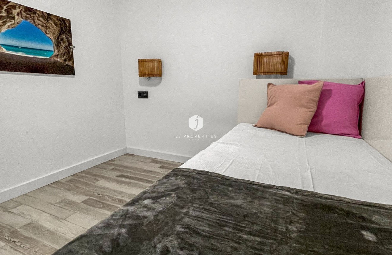 Tweedehands - Appartement / flat -
Orihuela Costa - Costa Blanca