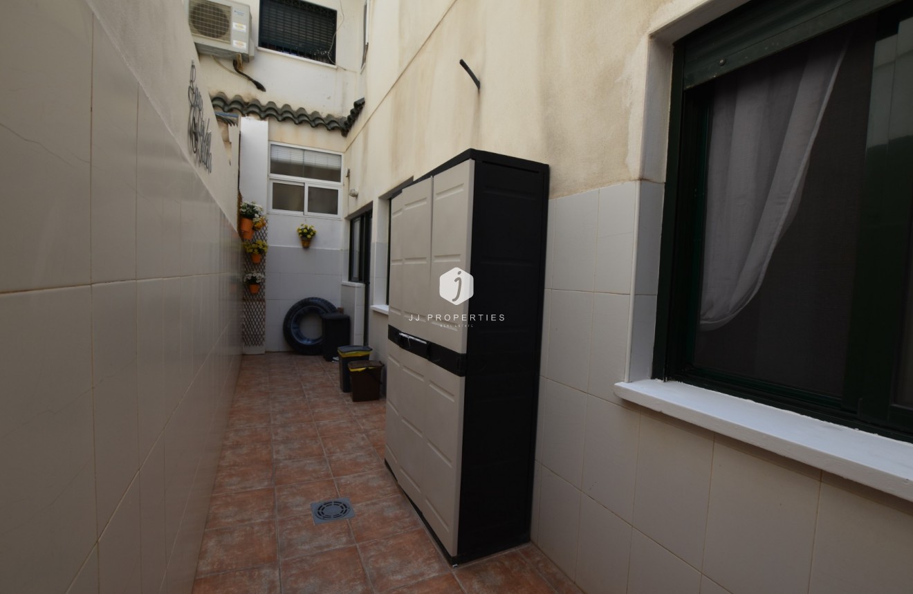 Tweedehands - Appartement / flat -
Daya Vieja - Costa Blanca