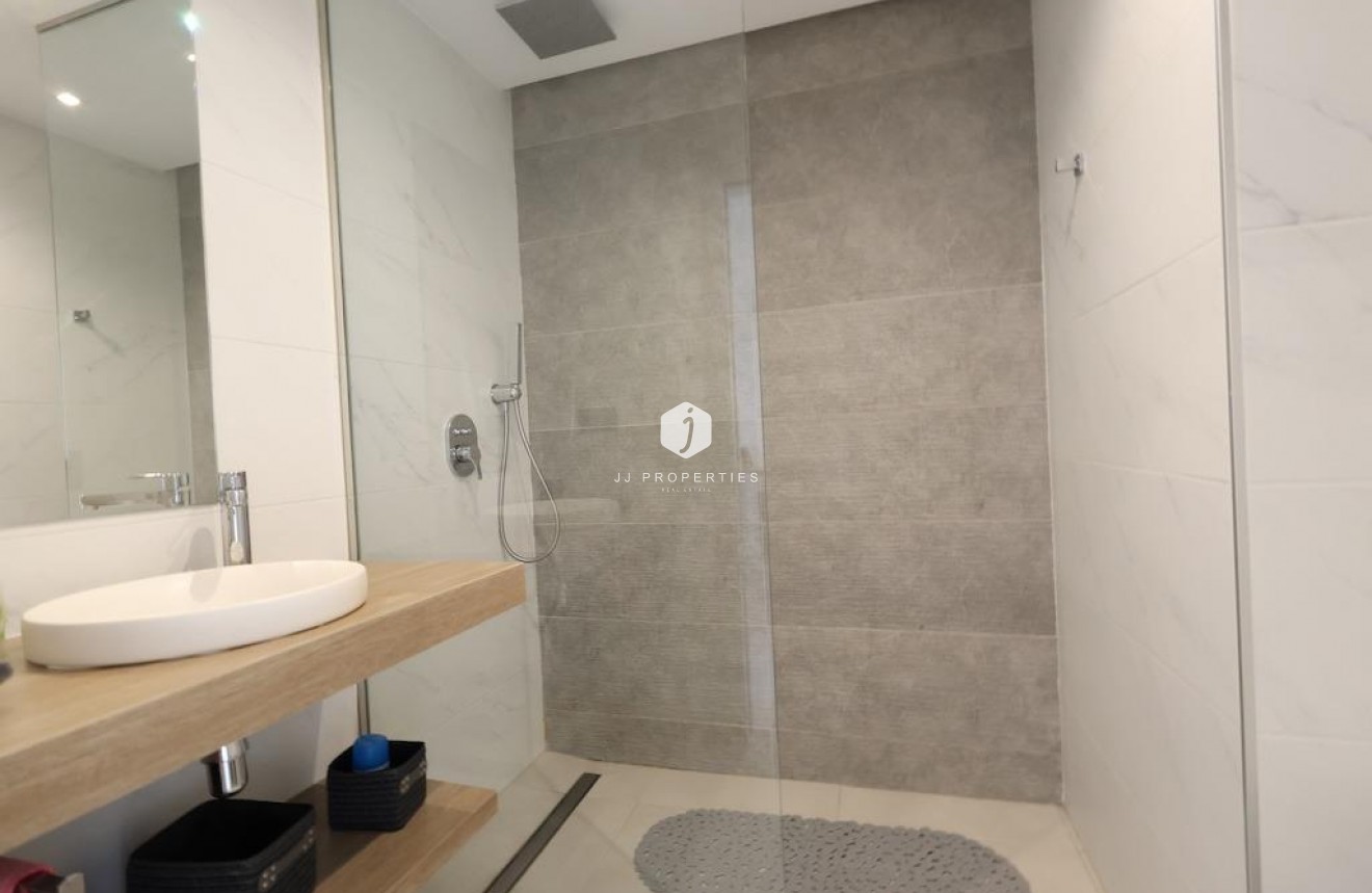 Resale - Bungalow -
Guardamar del Segura - Costa Blanca