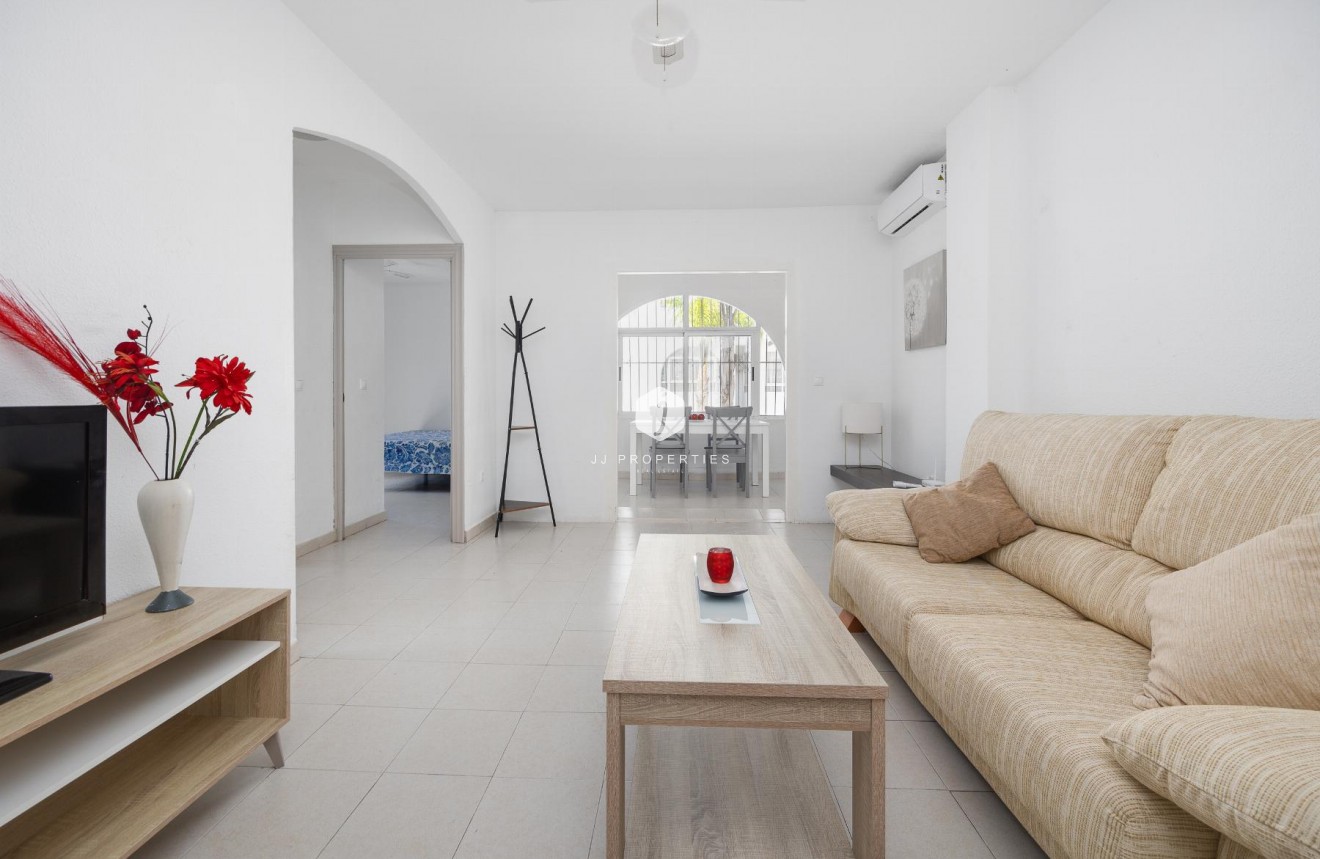 Tweedehands - Bungalow -
Torrevieja - Costa Blanca