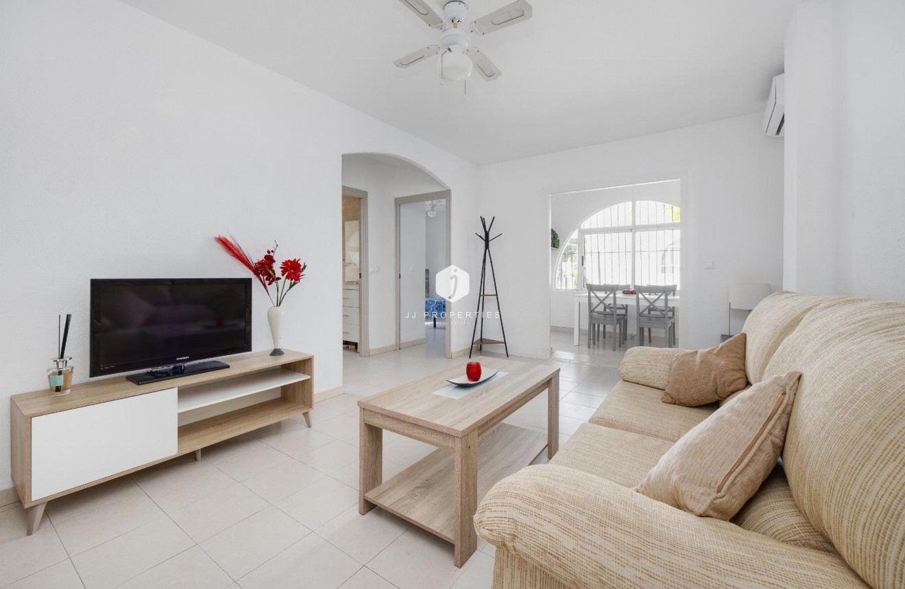 Tweedehands - Bungalow -
Torrevieja - Costa Blanca