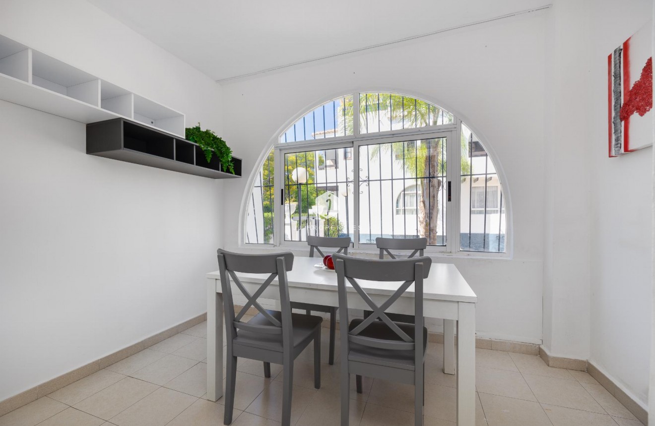 Tweedehands - Bungalow -
Torrevieja - Costa Blanca