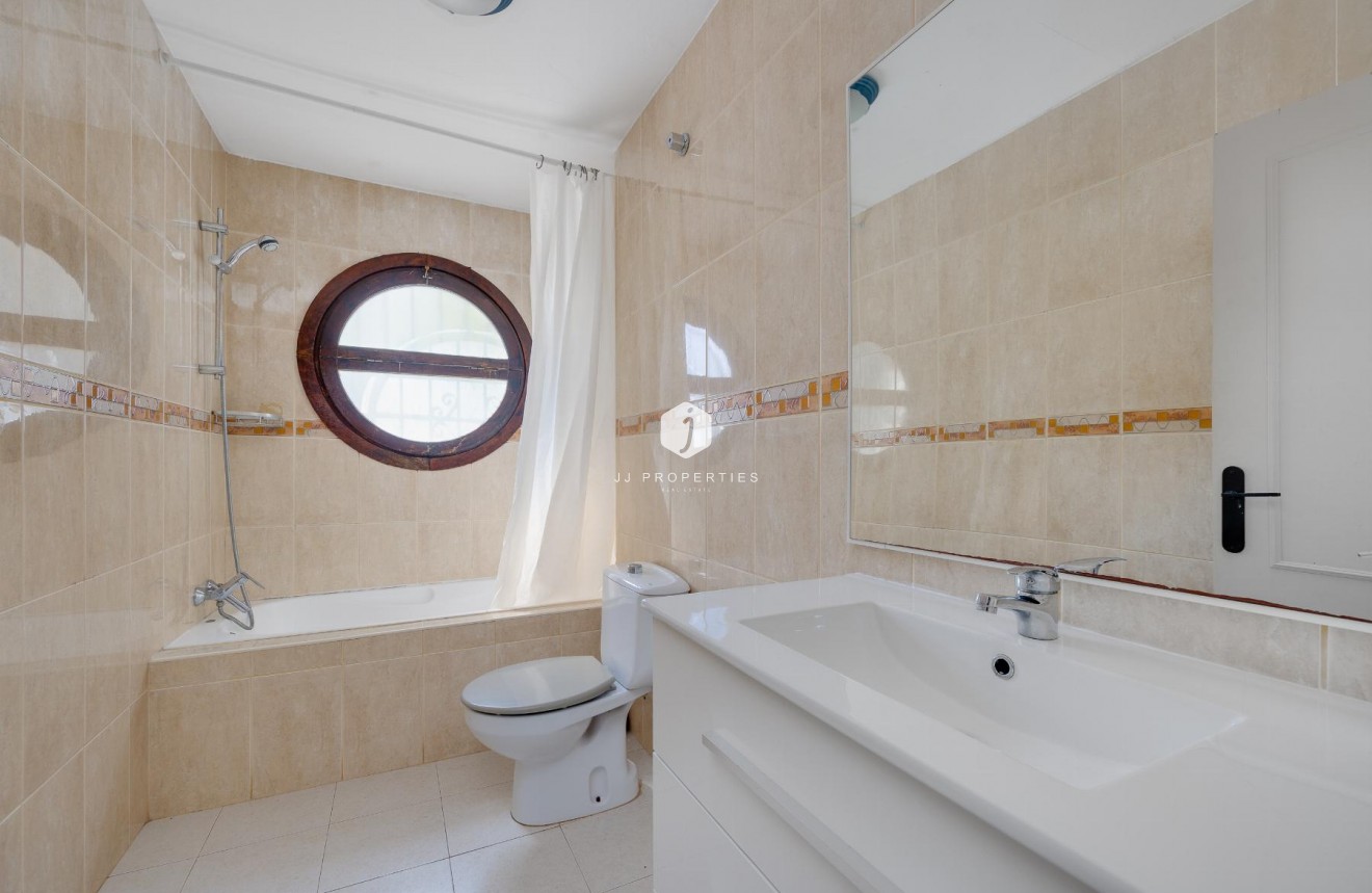 Tweedehands - Bungalow -
Torrevieja - Costa Blanca