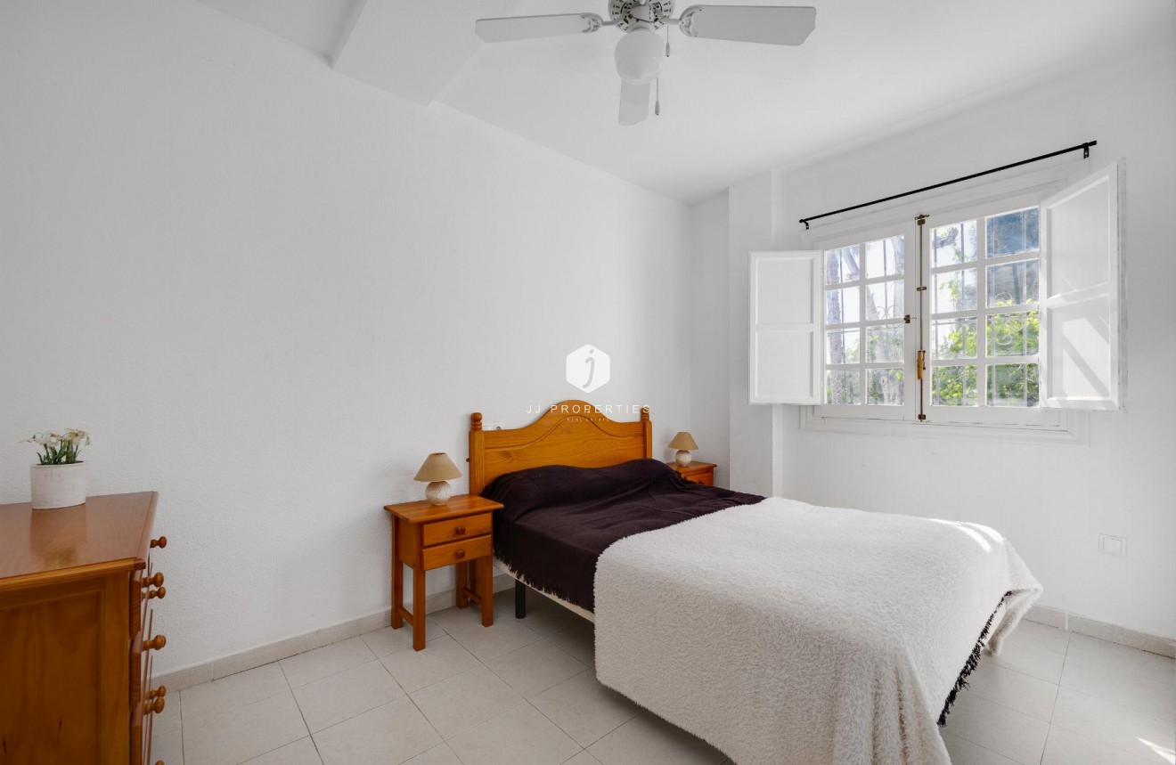 Tweedehands - Bungalow -
Torrevieja - Costa Blanca