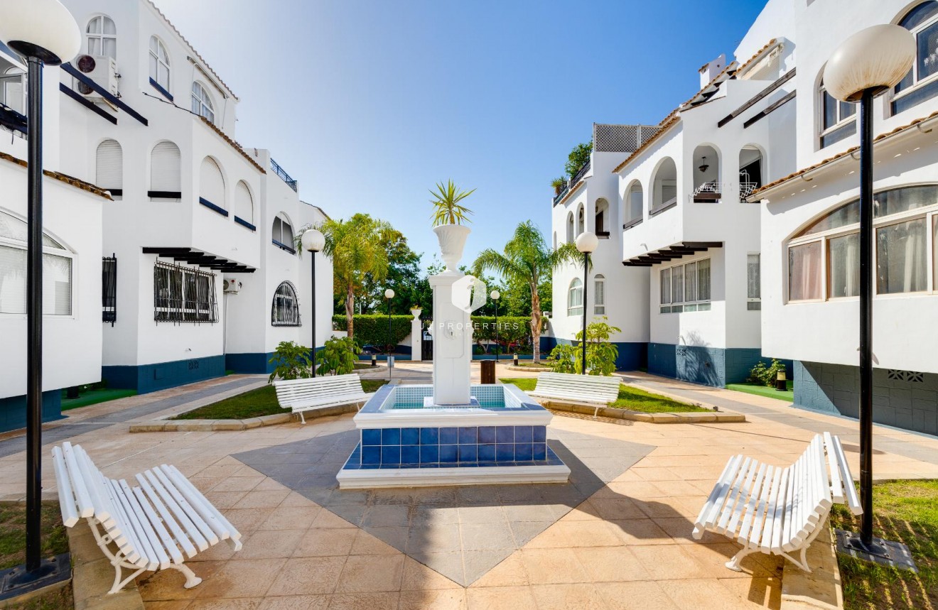 Tweedehands - Bungalow -
Torrevieja - Costa Blanca