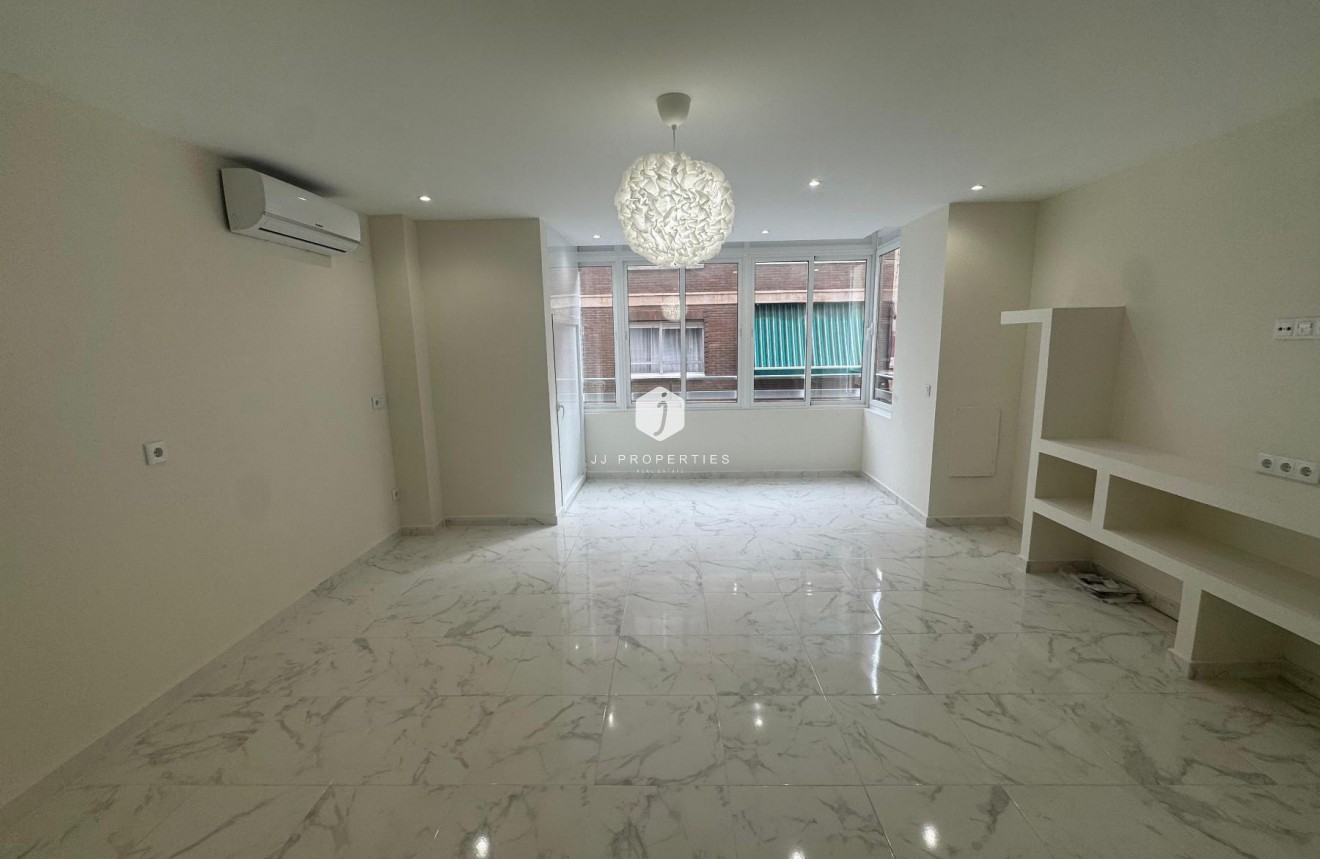 Aus zweiter Hand - Wohnung -
Torrevieja - Costa Blanca