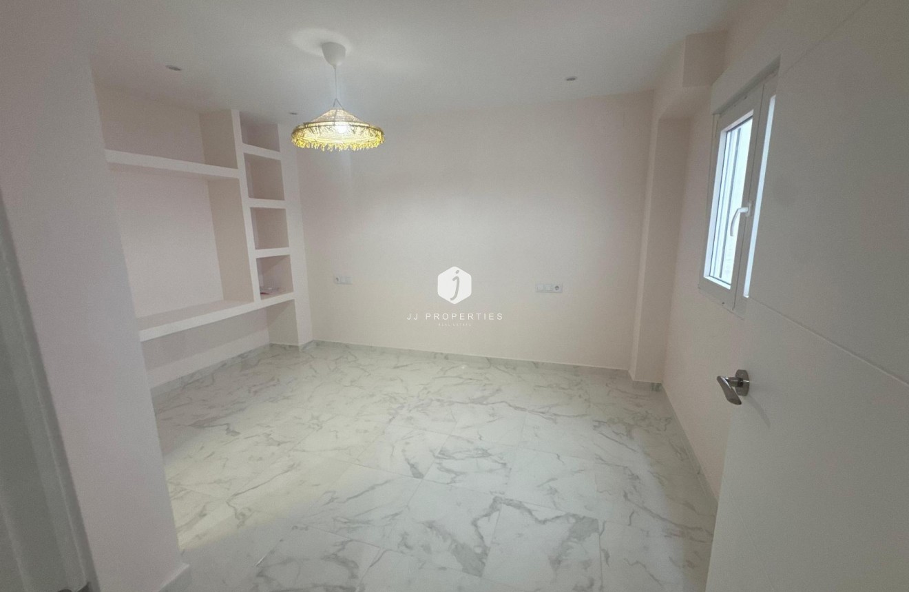 Aus zweiter Hand - Wohnung -
Torrevieja - Costa Blanca