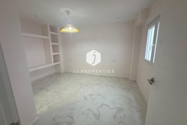 Aus zweiter Hand - Wohnung -
Torrevieja - Costa Blanca