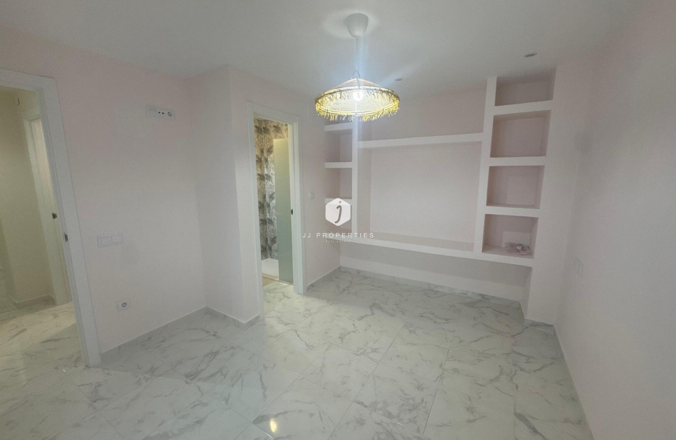 Aus zweiter Hand - Wohnung -
Torrevieja - Costa Blanca