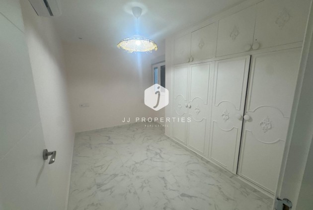 Aus zweiter Hand - Wohnung -
Torrevieja - Costa Blanca