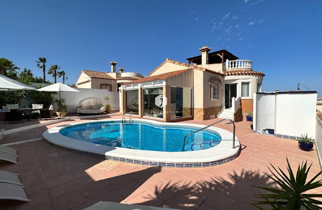 D'occasion - Villa -
San Miguel de Salinas - Inland