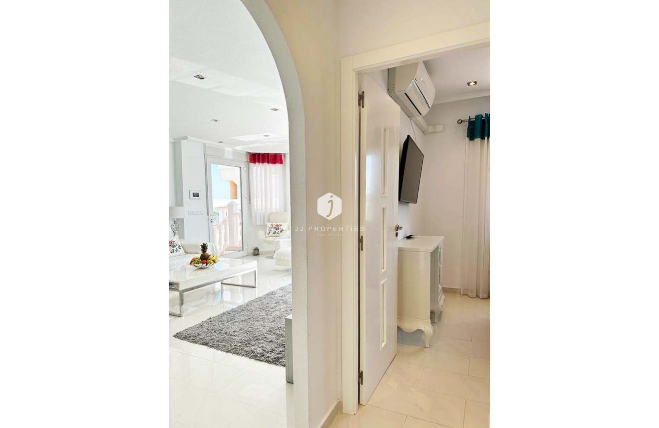 D'occasion - Villa -
San Miguel de Salinas - Inland