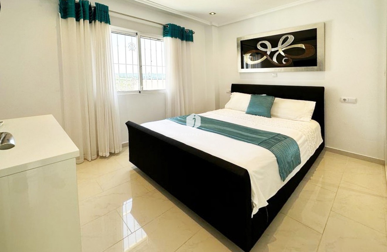 D'occasion - Villa -
San Miguel de Salinas - Inland
