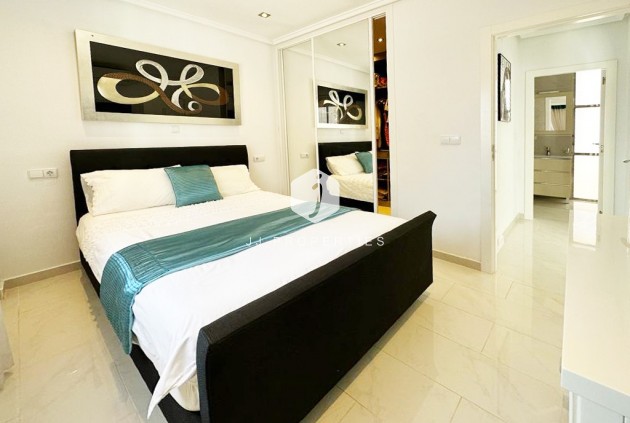 D'occasion - Villa -
San Miguel de Salinas - Inland
