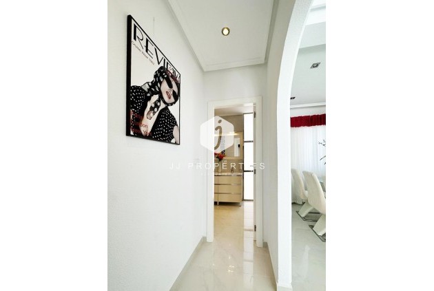 D'occasion - Villa -
San Miguel de Salinas - Inland