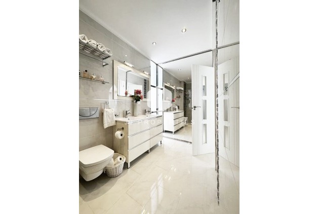 D'occasion - Villa -
San Miguel de Salinas - Inland