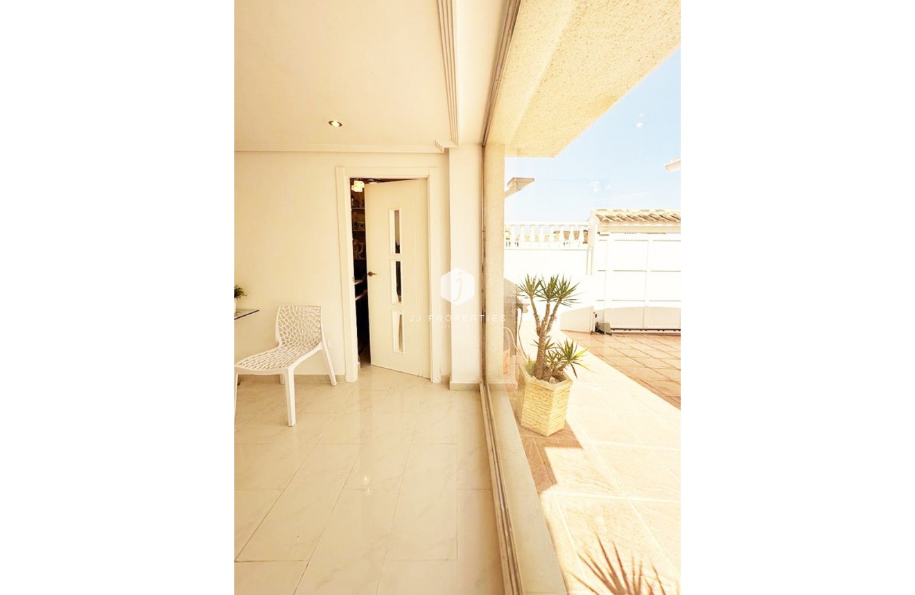 D'occasion - Villa -
San Miguel de Salinas - Inland