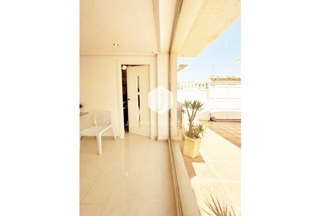 D'occasion - Villa -
San Miguel de Salinas - Inland