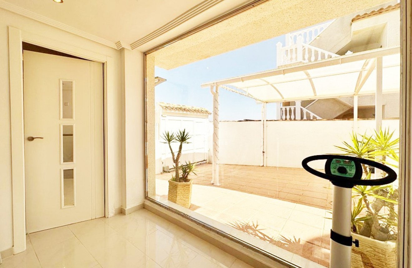 D'occasion - Villa -
San Miguel de Salinas - Inland