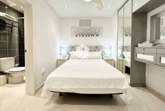 D'occasion - Villa -
San Miguel de Salinas - Inland