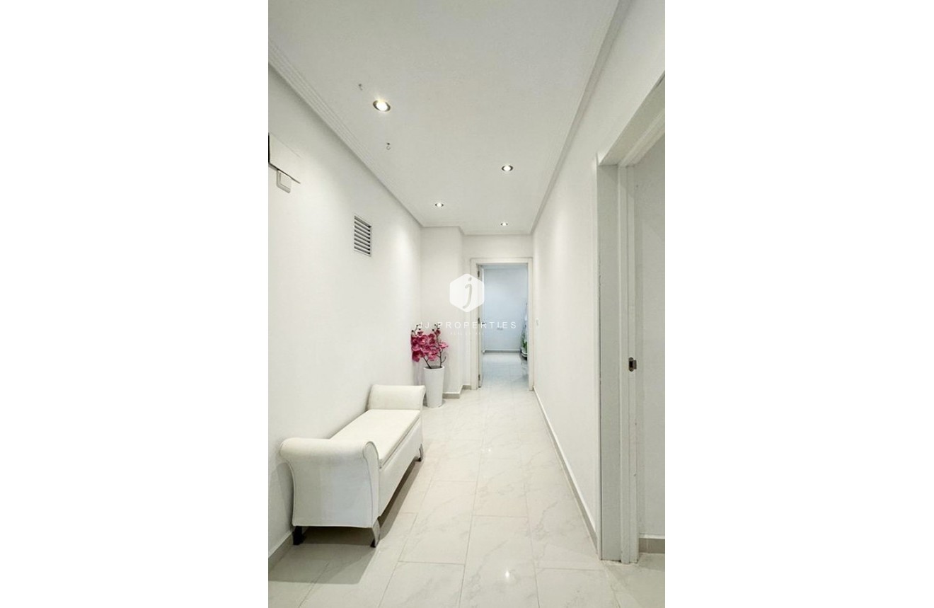 D'occasion - Villa -
San Miguel de Salinas - Inland