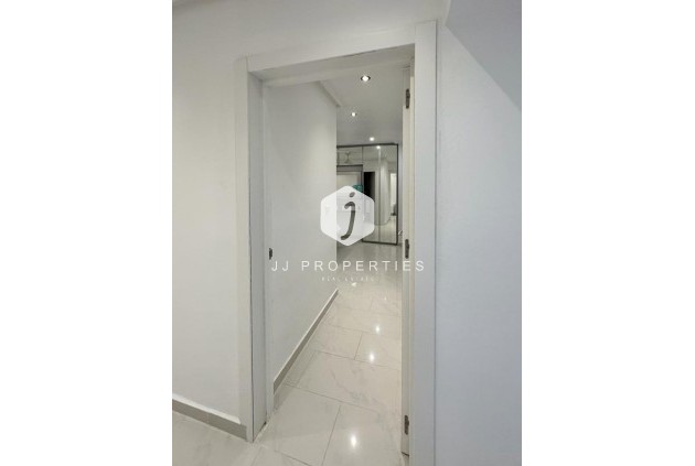 D'occasion - Villa -
San Miguel de Salinas - Inland
