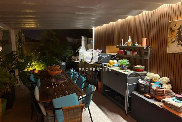 Aus zweiter Hand - Villa -
Torrevieja - Torreta Florida