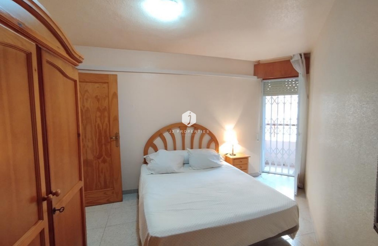 Resale - Apartment / flat -
Torrevieja - HABANERAS PLAZA SANTA MARIA