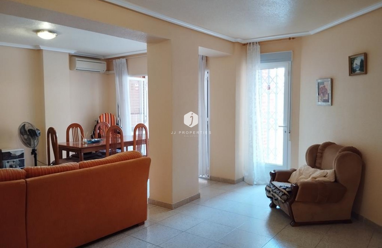 Resale - Apartment / flat -
Torrevieja - HABANERAS PLAZA SANTA MARIA