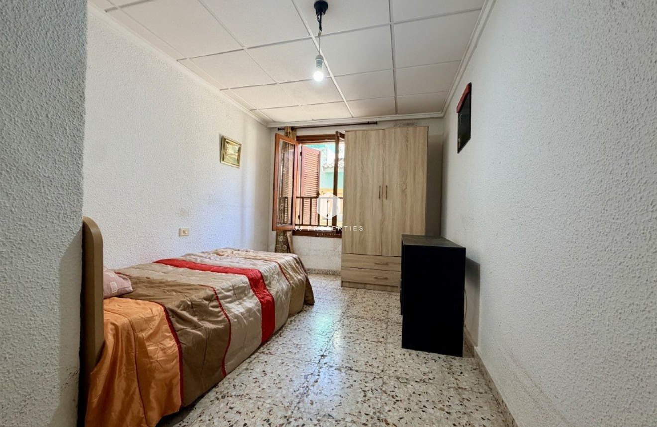 Z drugiej ręki - Mieszkanie w bloku -
Formentera del Segura - Costa Blanca