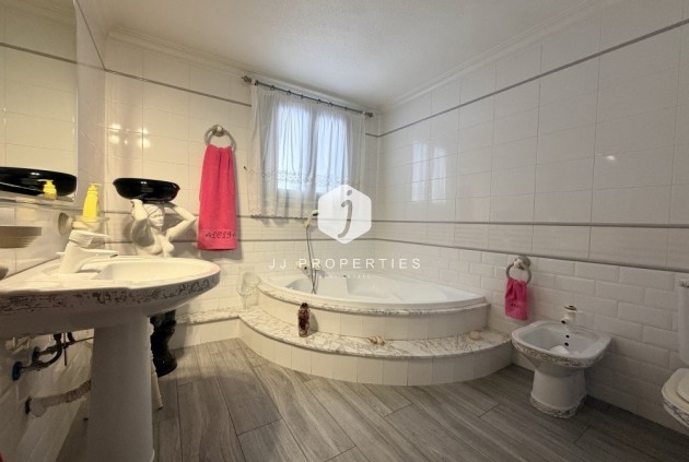 Resale - Chalet -
Formentera del Segura - Costa Blanca