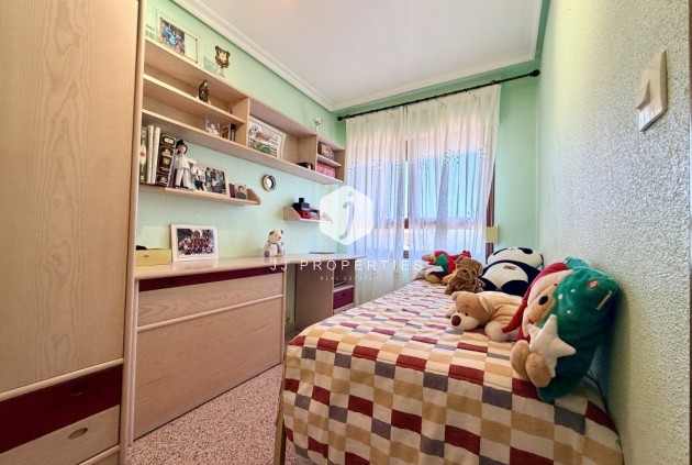 Resale - Chalet -
Formentera del Segura - Costa Blanca
