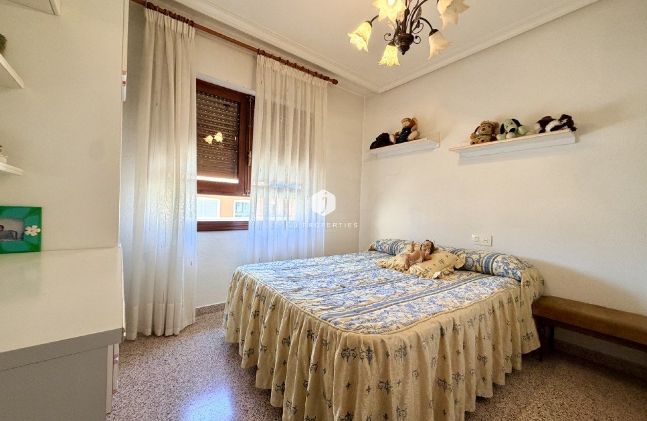 Resale - Chalet -
Formentera del Segura - Costa Blanca