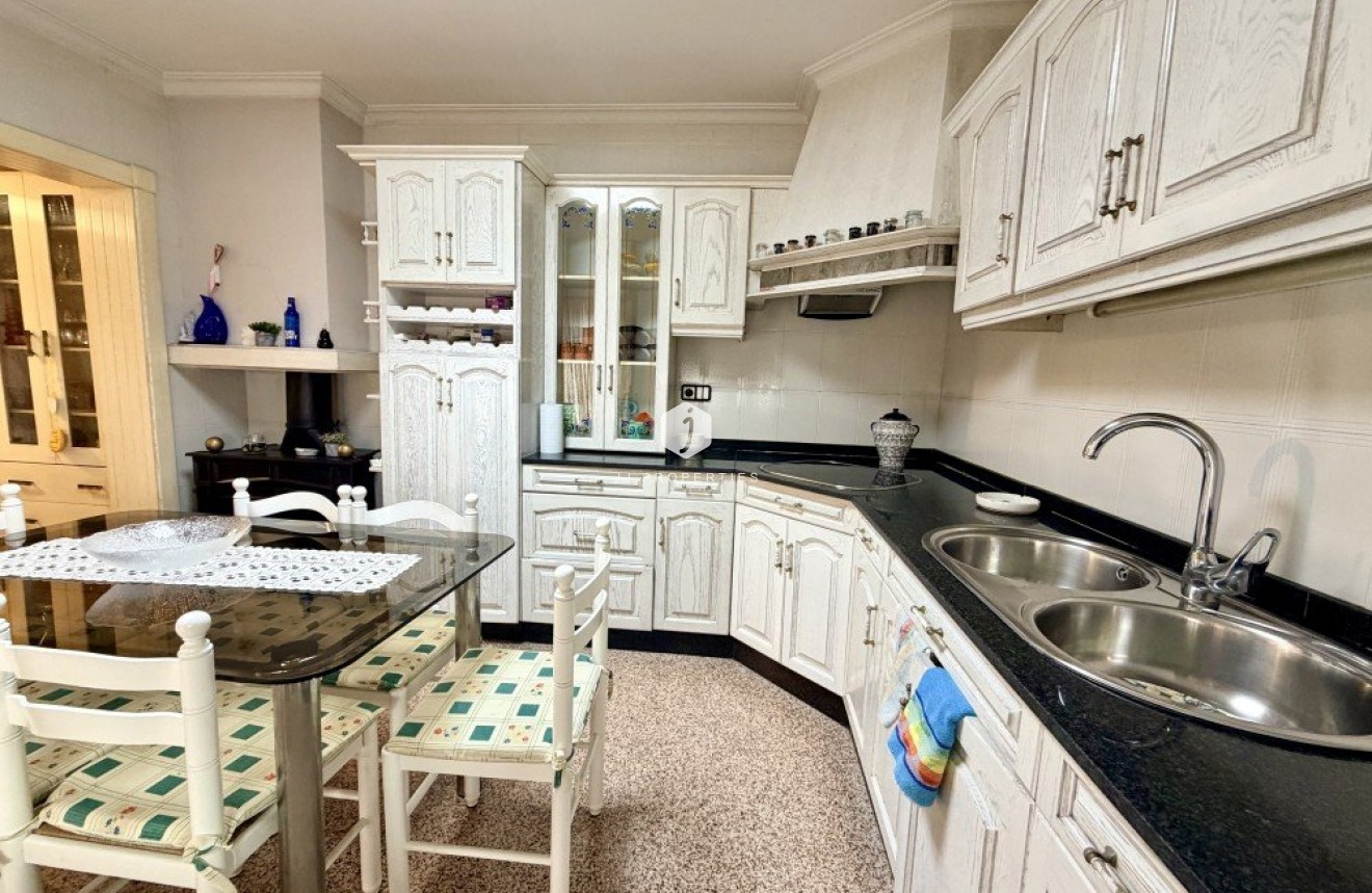 Resale - Chalet -
Formentera del Segura - Costa Blanca