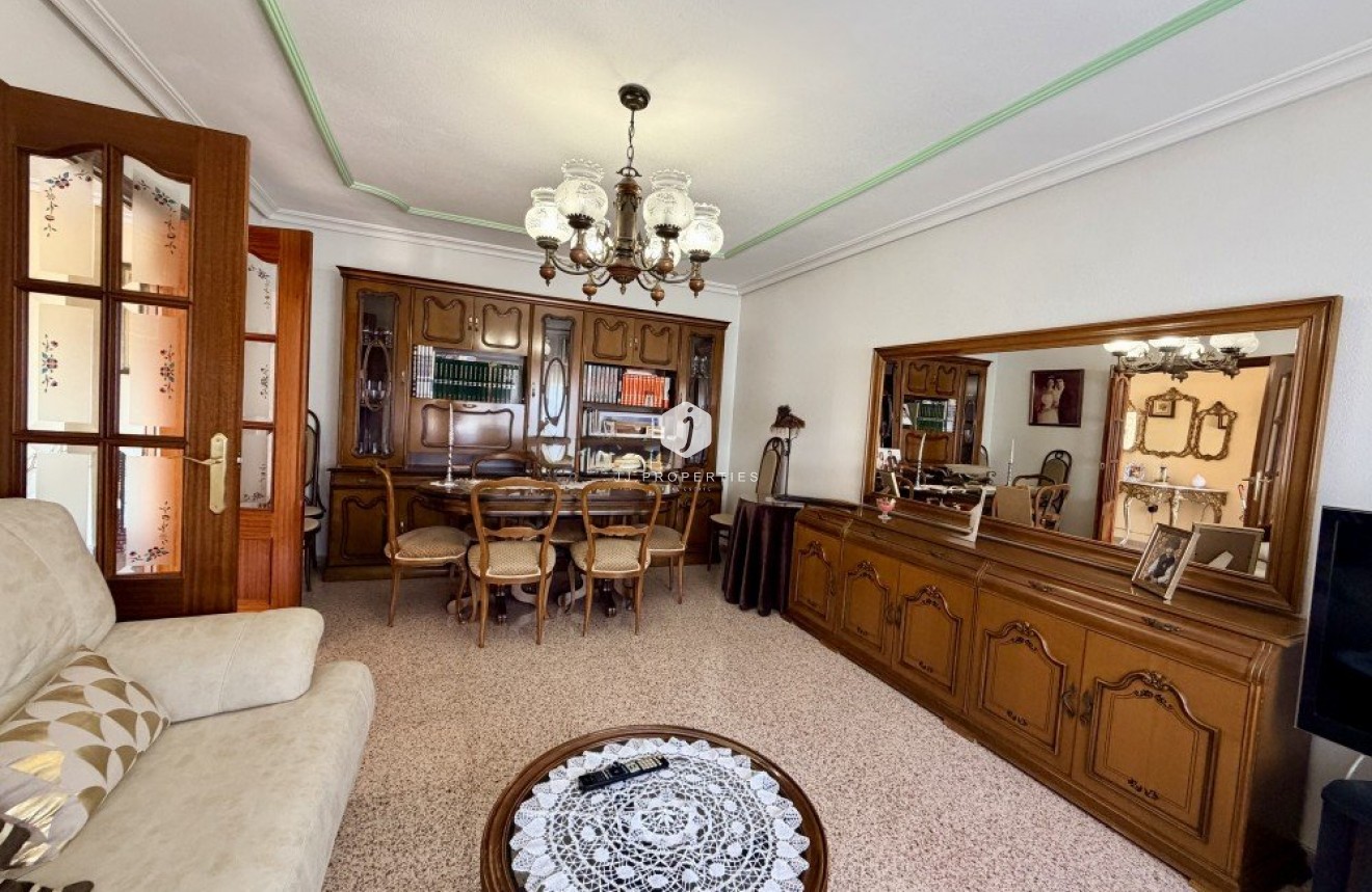 Resale - Chalet -
Formentera del Segura - Costa Blanca