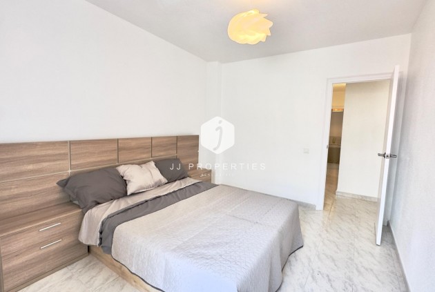 Resale - Apartment / flat -
Torrevieja - Estacion de autobuses