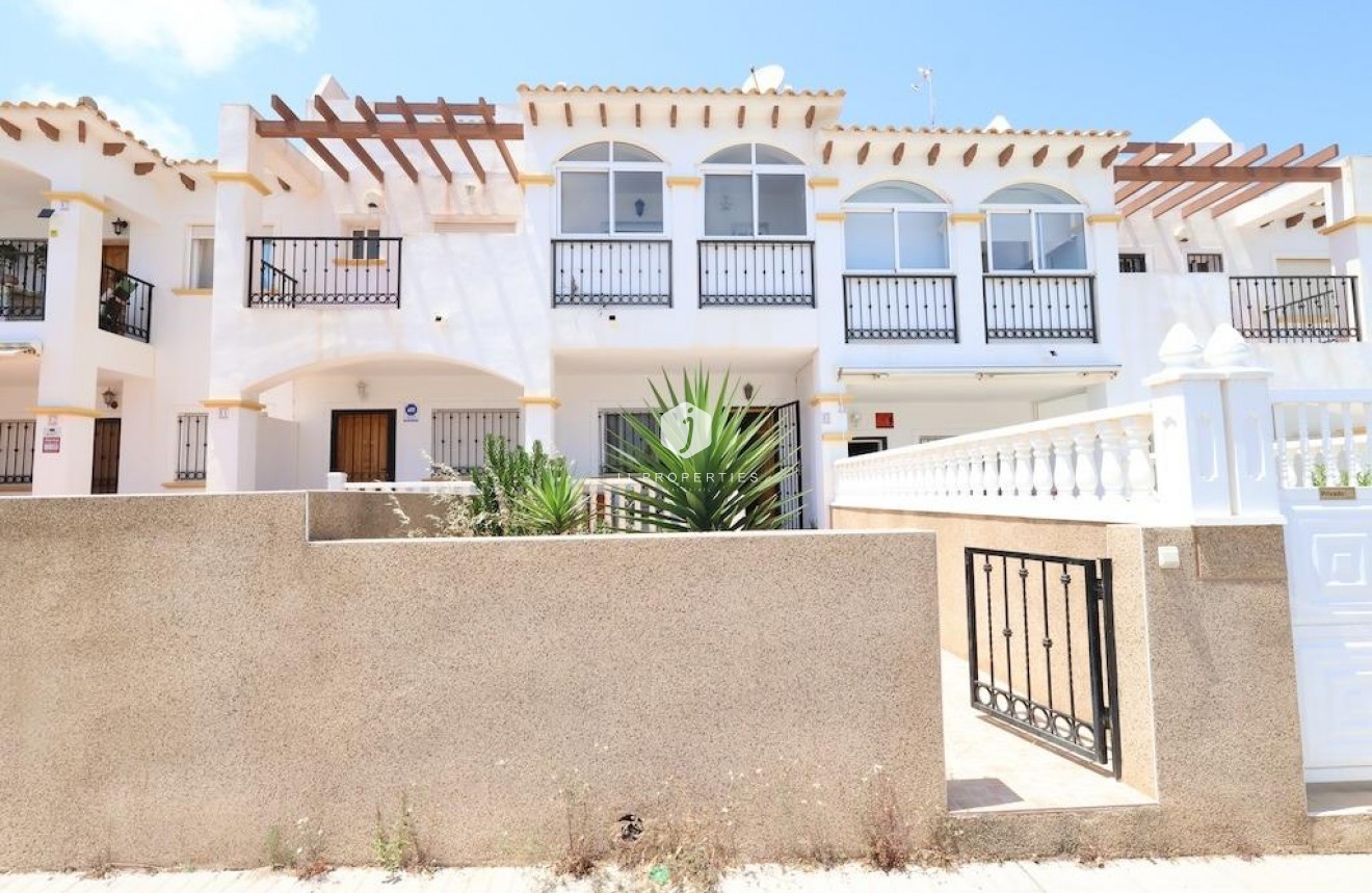 Resale - Duplex -
Orihuela Costa - Costa Blanca