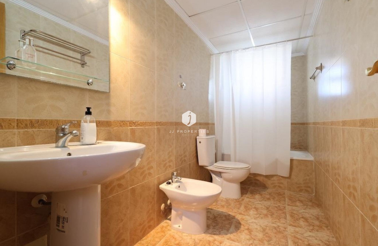 Resale - Duplex -
Orihuela Costa - Costa Blanca