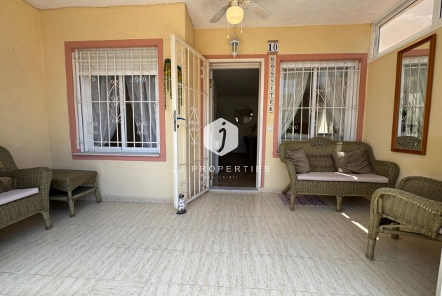 Tweedehands - Bungalow -
Torrevieja - La Siesta - El Salado - Torreta