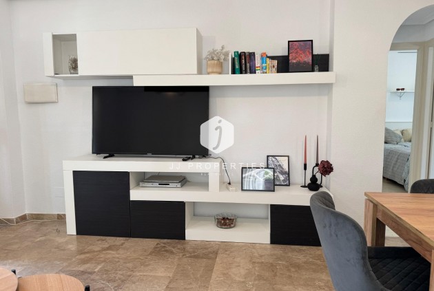 Tweedehands - Bungalow -
Torrevieja - La Siesta - El Salado - Torreta