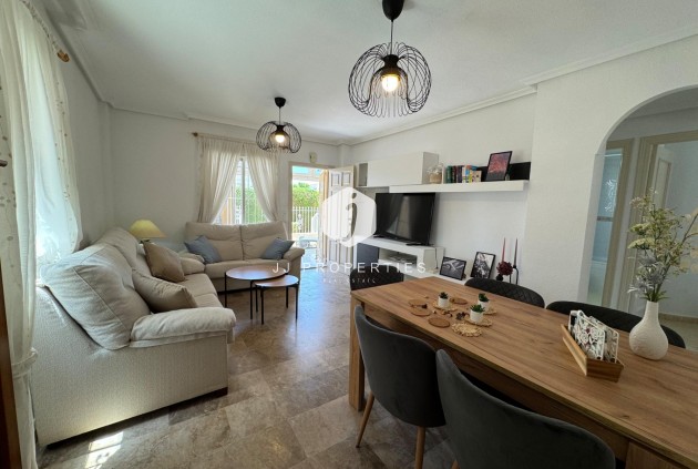 Tweedehands - Bungalow -
Torrevieja - La Siesta - El Salado - Torreta
