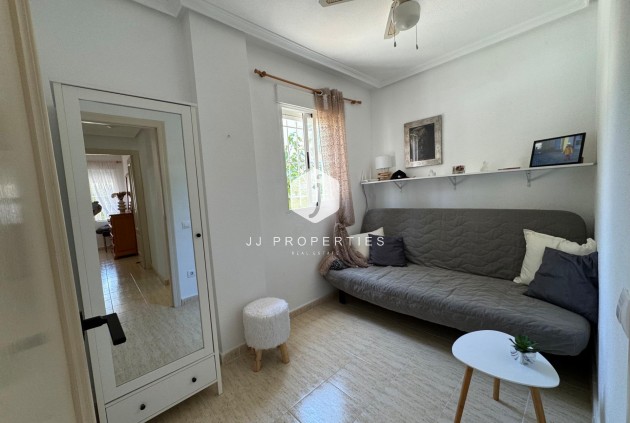 Tweedehands - Bungalow -
Torrevieja - La Siesta - El Salado - Torreta