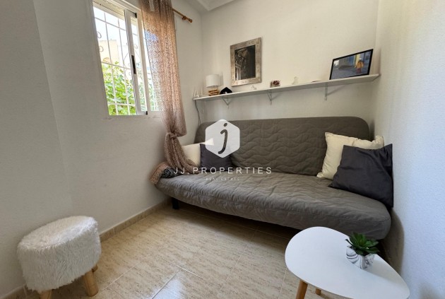 Tweedehands - Bungalow -
Torrevieja - La Siesta - El Salado - Torreta