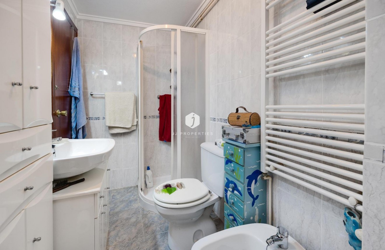 D'occasion - Appartement -
Torrevieja - Centro